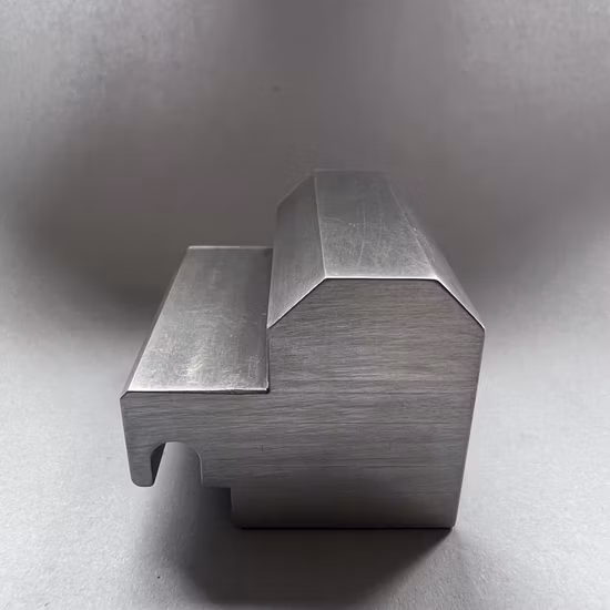 Made in China High Precision CNC Machining Milling Machined Stainless Steel Part for Medical Part